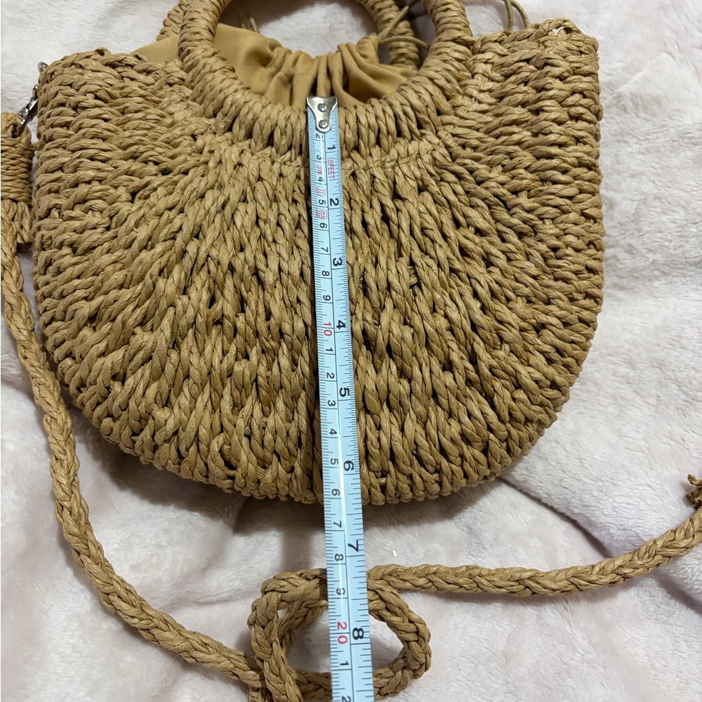 Chic Tan raffia summer Handbag - Picture 9 of 10